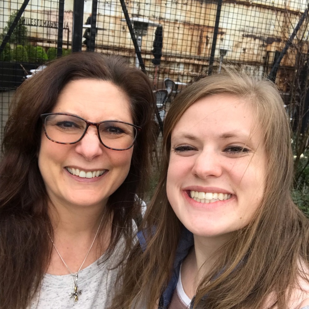 Meet your Posher, Kayla